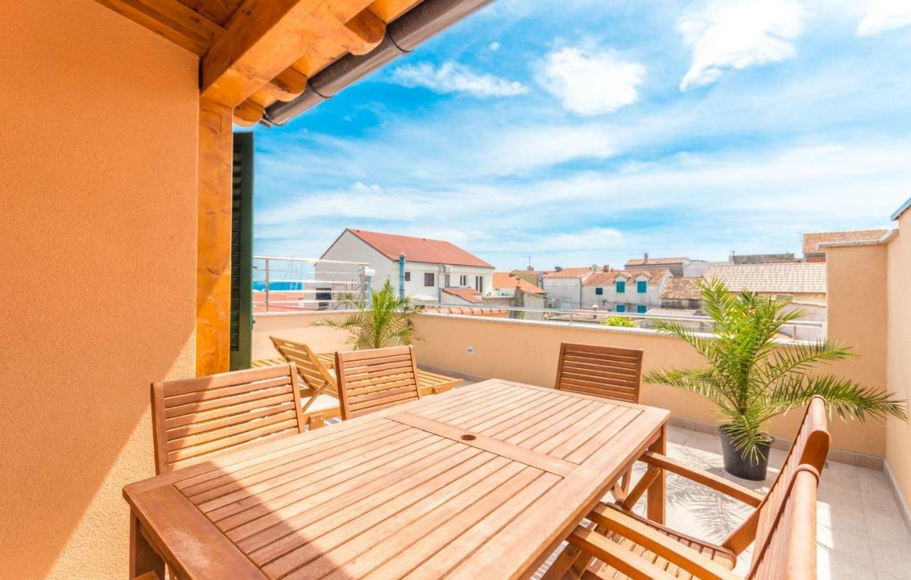 Apartments Villa-Ines Center Vodice Eksteriør bilde
