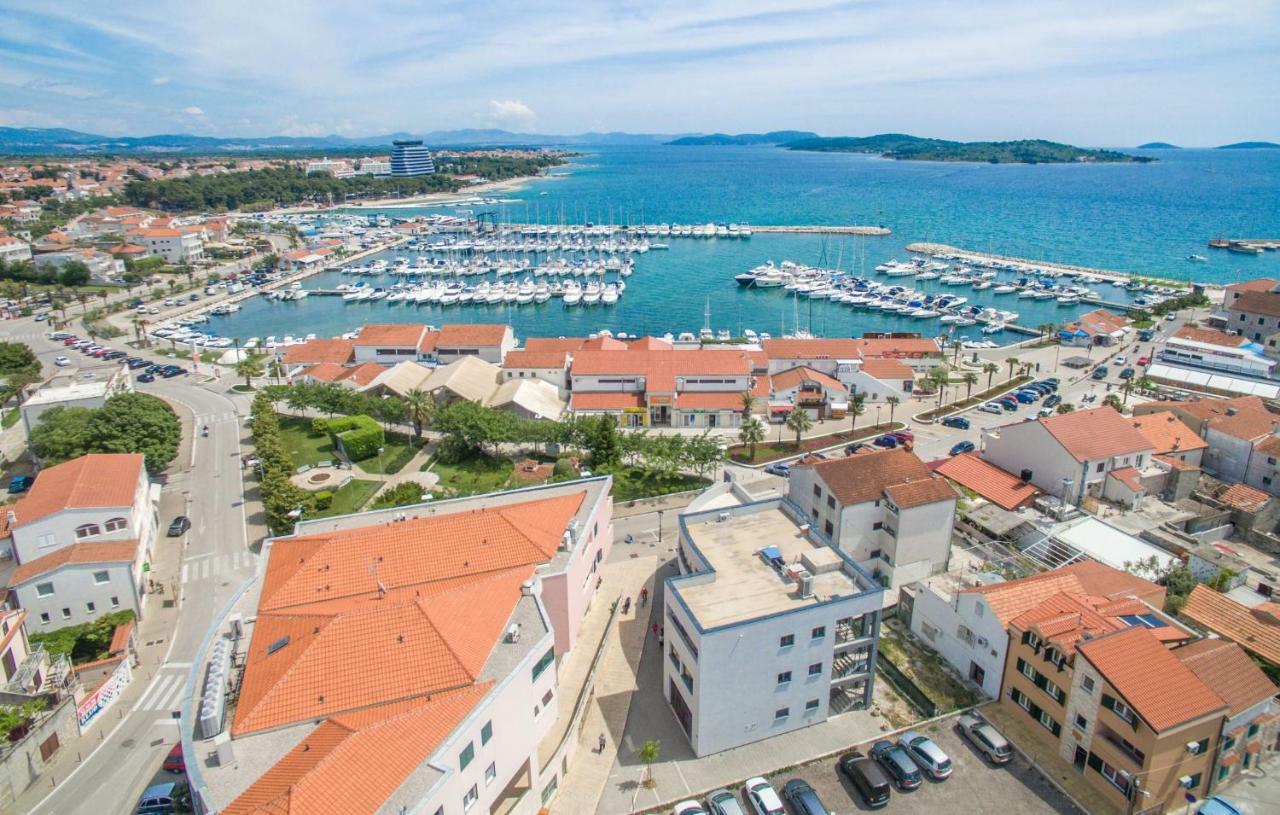 Apartments Villa-Ines Center Vodice Eksteriør bilde